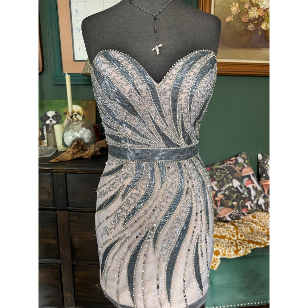Milano‎ Formals Strapless Beaded Sequin Lace Mini Dress Silver Grey Sweetheart
